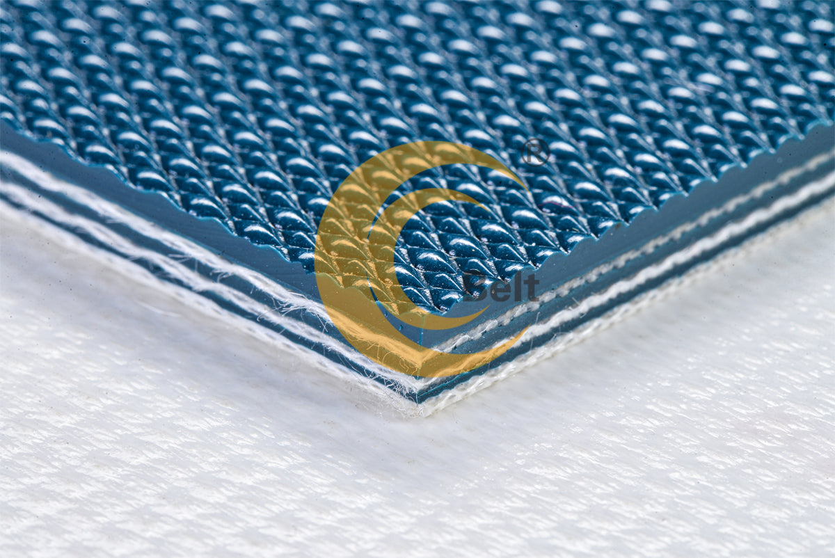 Leichtgewichtiger PVC-Förderband für Stein- und Marmorverarbeitung #AEF900/3:0+2.5SS/7.0BL
