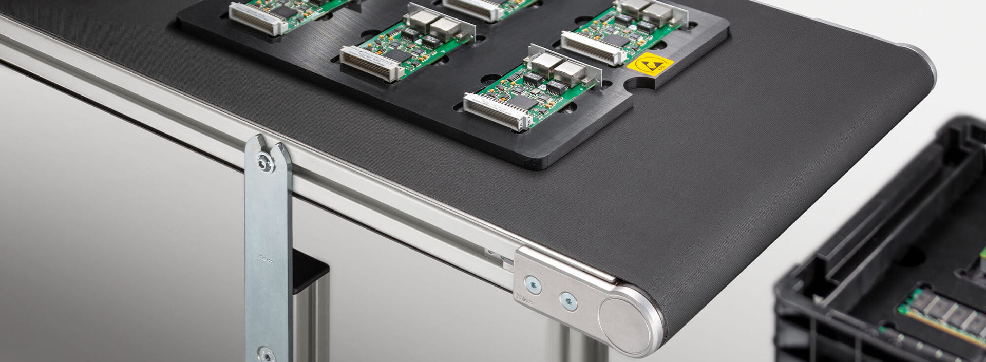 ESD-safe Conveyor Belts for Electronics