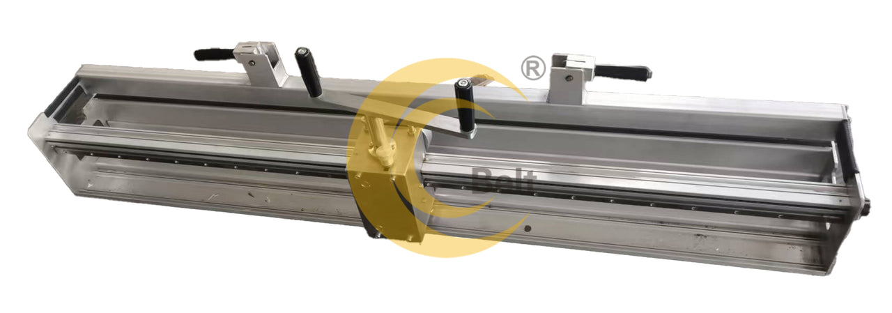 Công cụ xỏ dây buộc nhanh thủ công